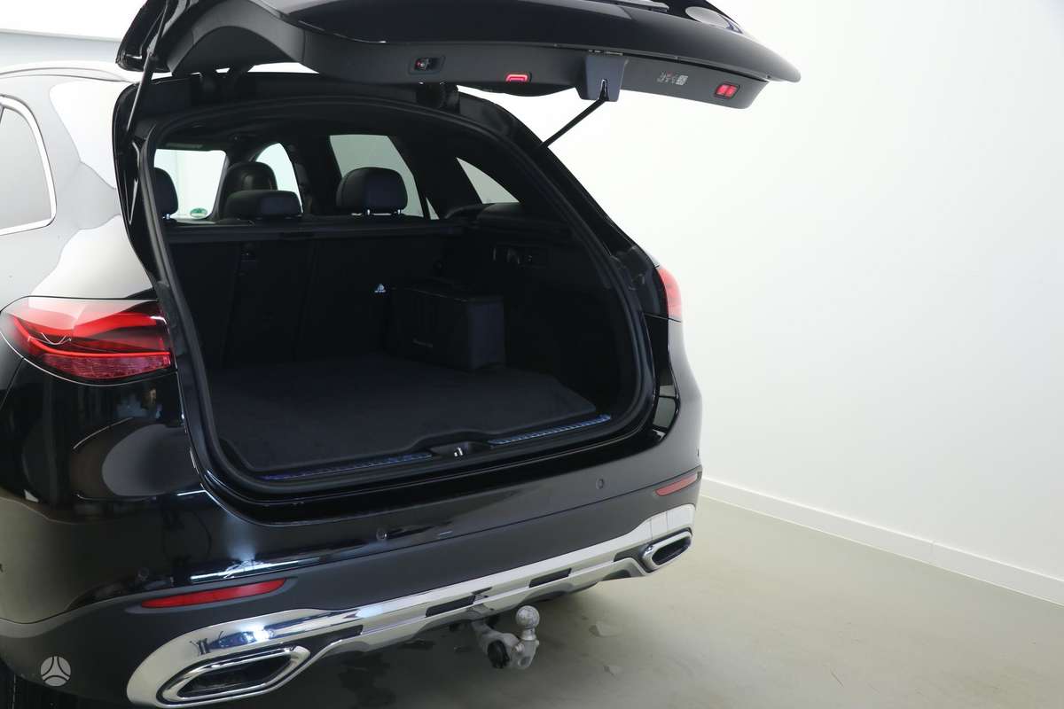 Mercedes-Benz GLC400 - 10