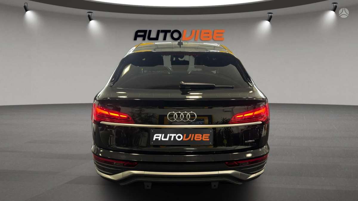 Audi Q5 Sportback - 5