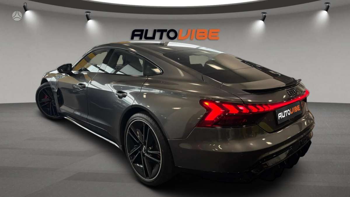 Audi e-tron GT - 6