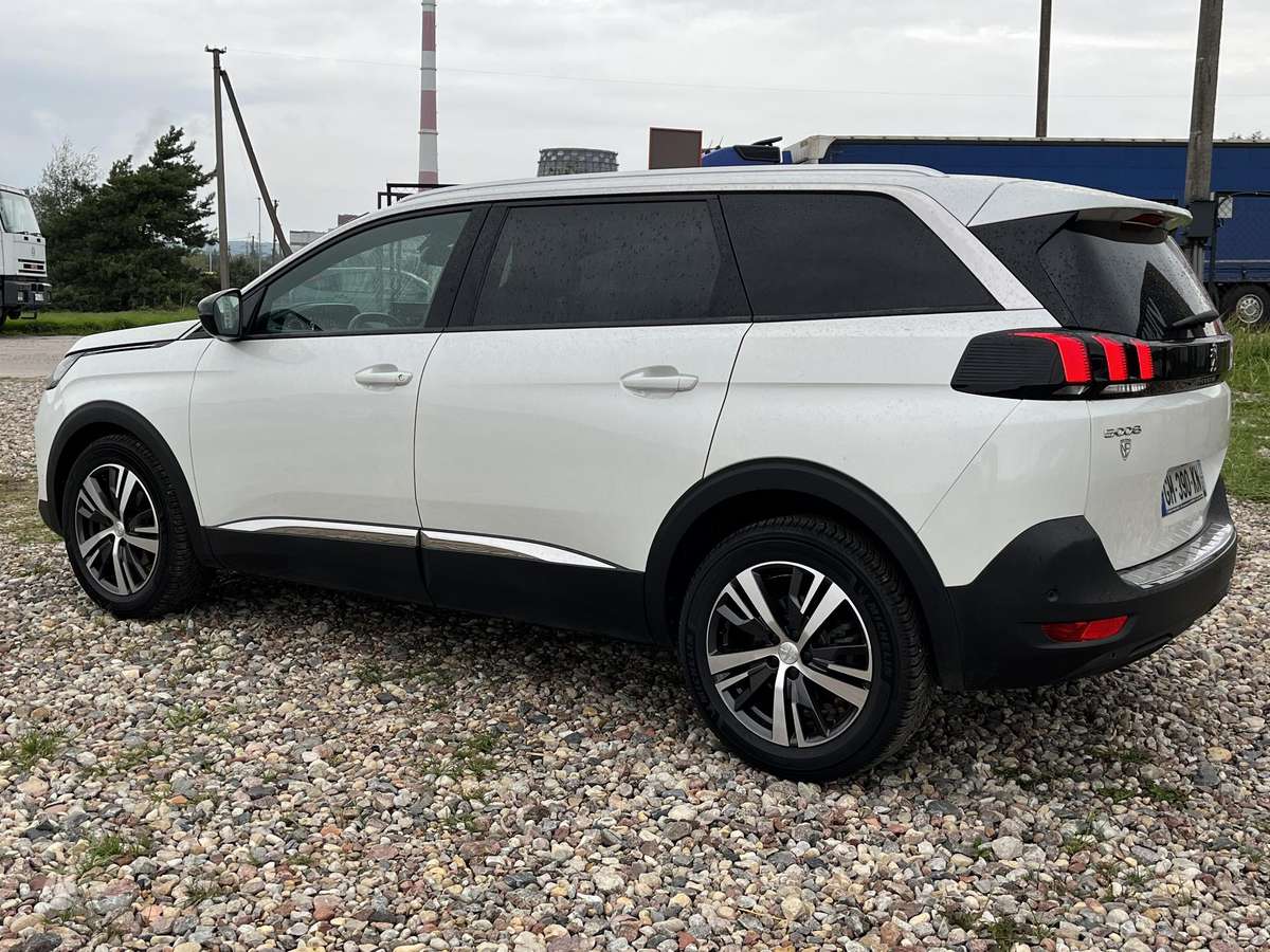 Peugeot 5008 - 4