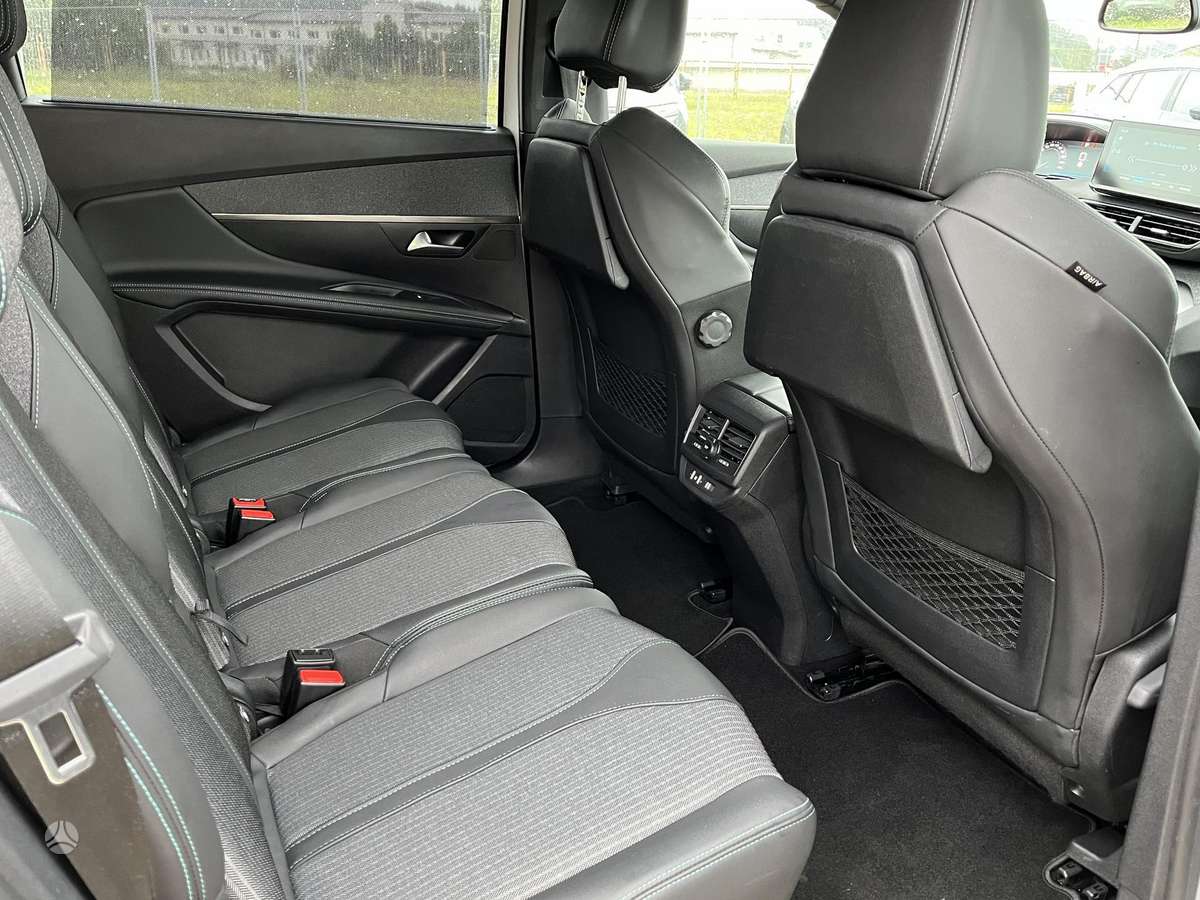Peugeot 5008 - 12