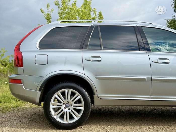 Volvo XC90 - 9