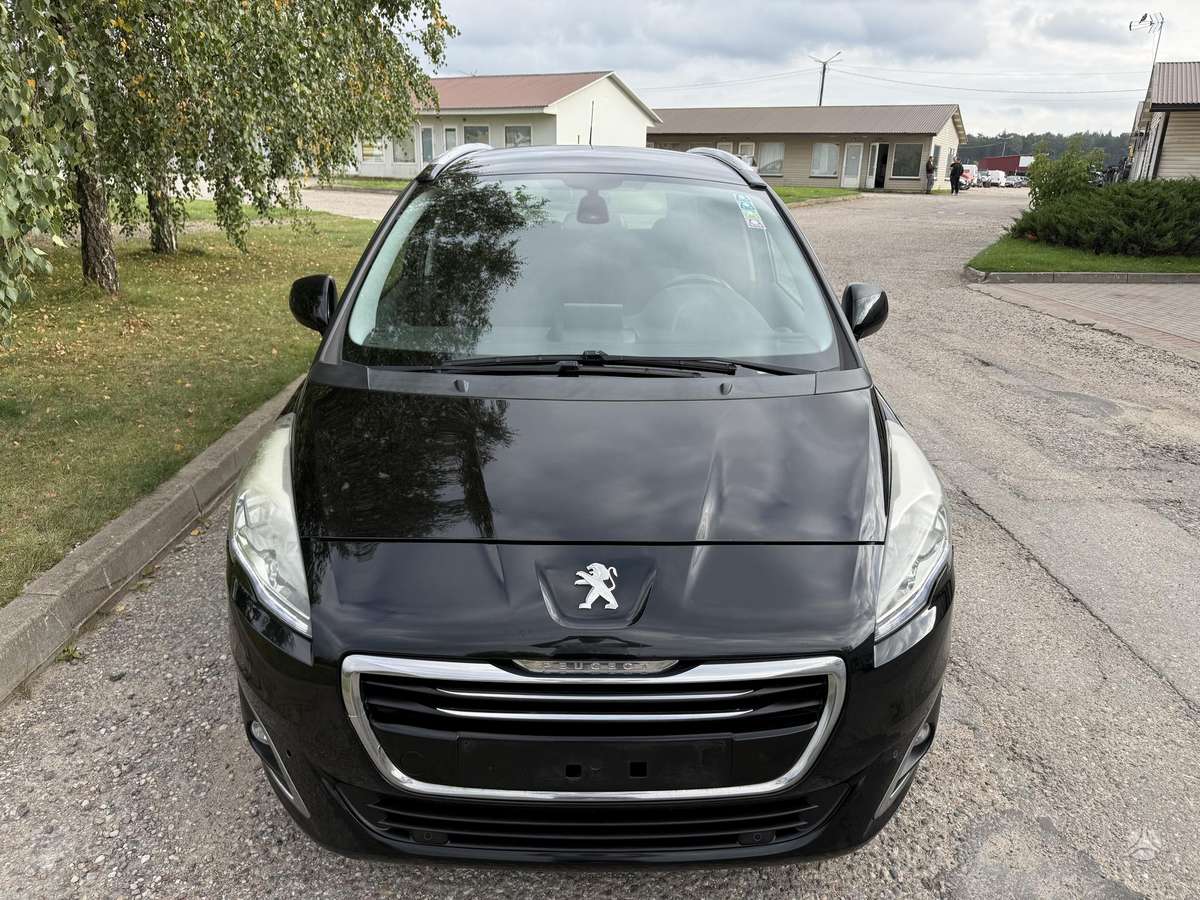 Peugeot 5008 - 12