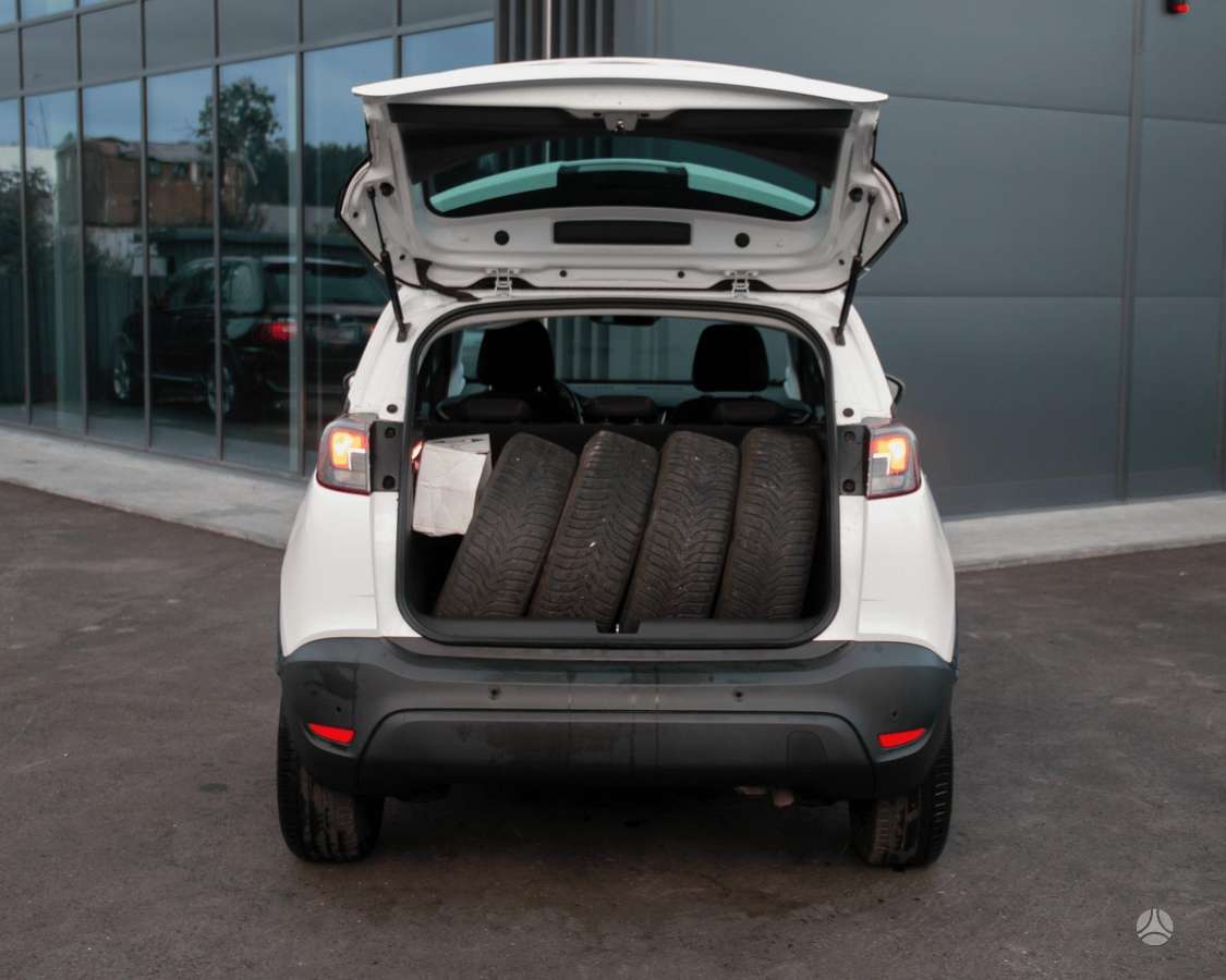 Opel Crossland X - 9