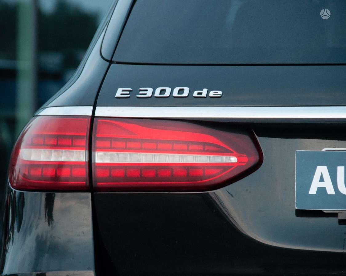 Mercedes-Benz E300 - 9
