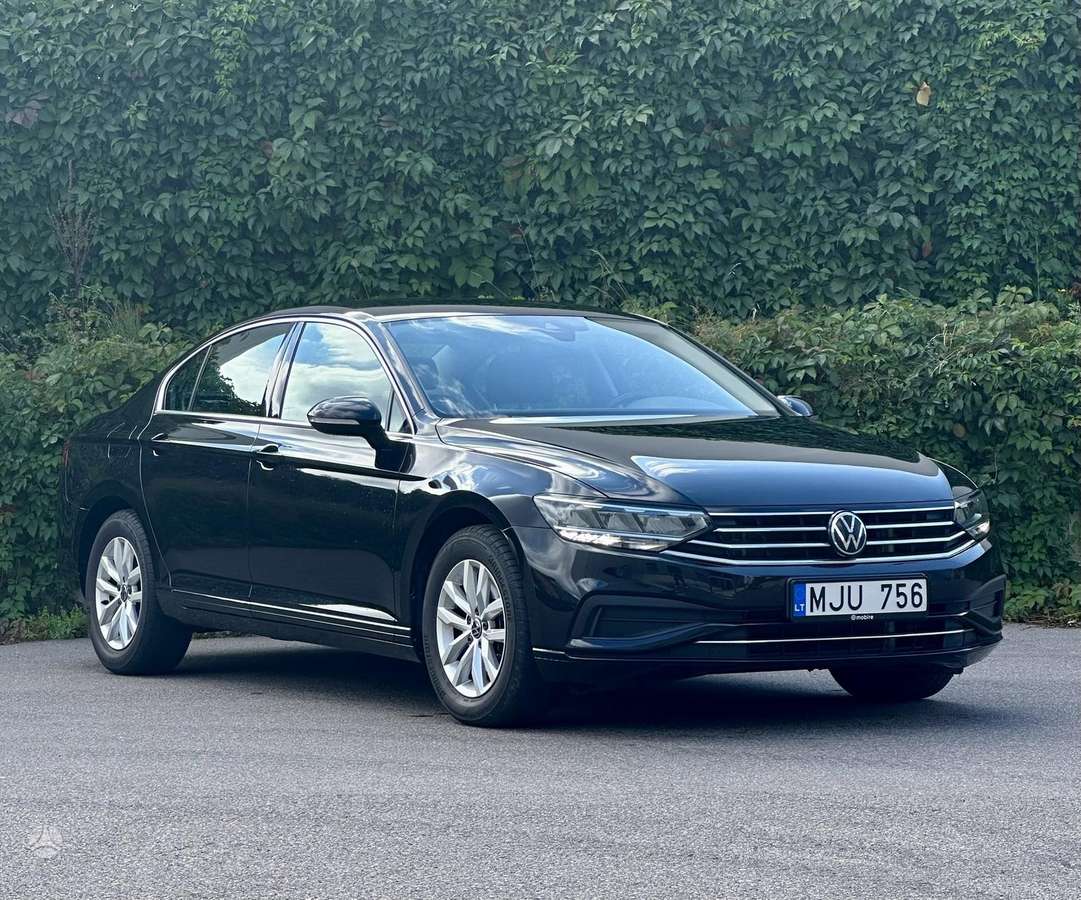Volkswagen Passat - 4