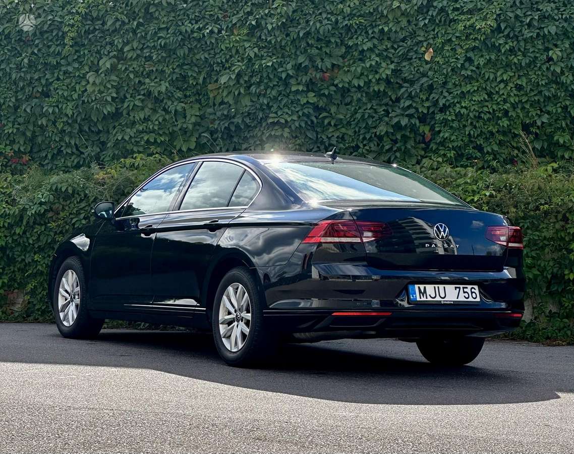 Volkswagen Passat - 8