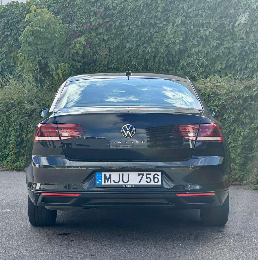 Volkswagen Passat - 9