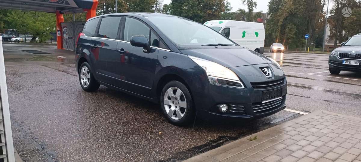 Peugeot 5008 - 4