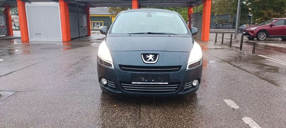 Peugeot 5008 - 6
