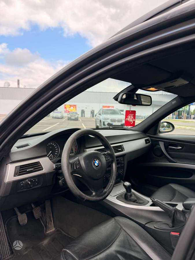 BMW 318 - 5