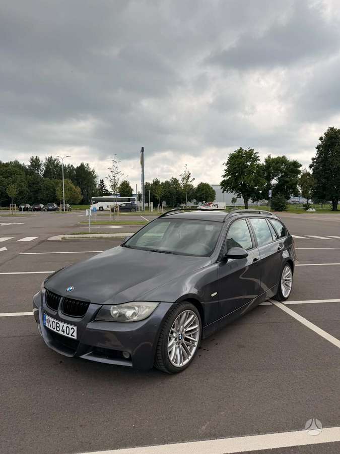 BMW 318 - 1