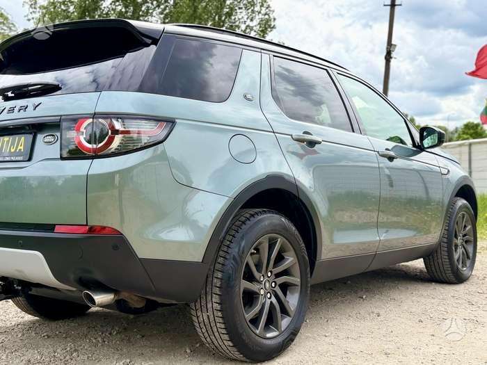 Land Rover Discovery Sport - 8