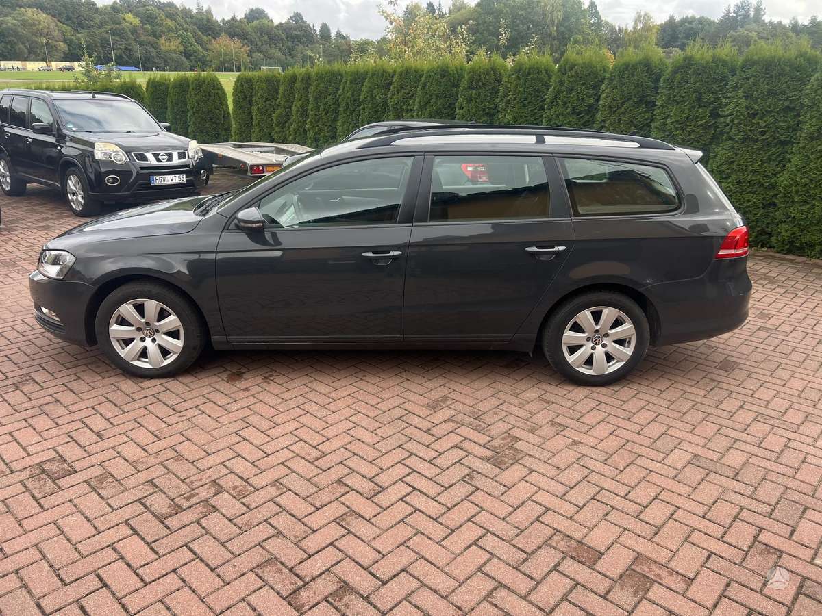 Volkswagen Passat - 9