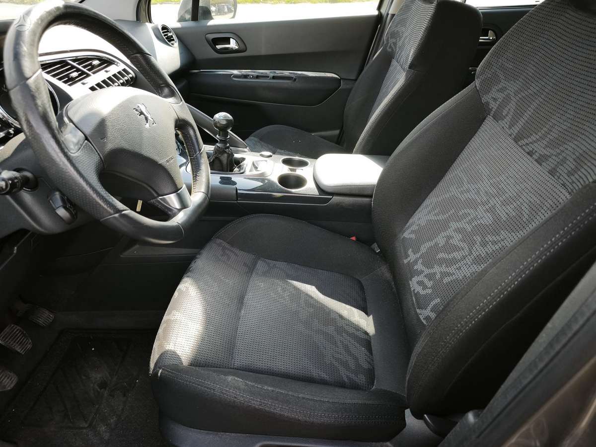Peugeot 3008 - 11