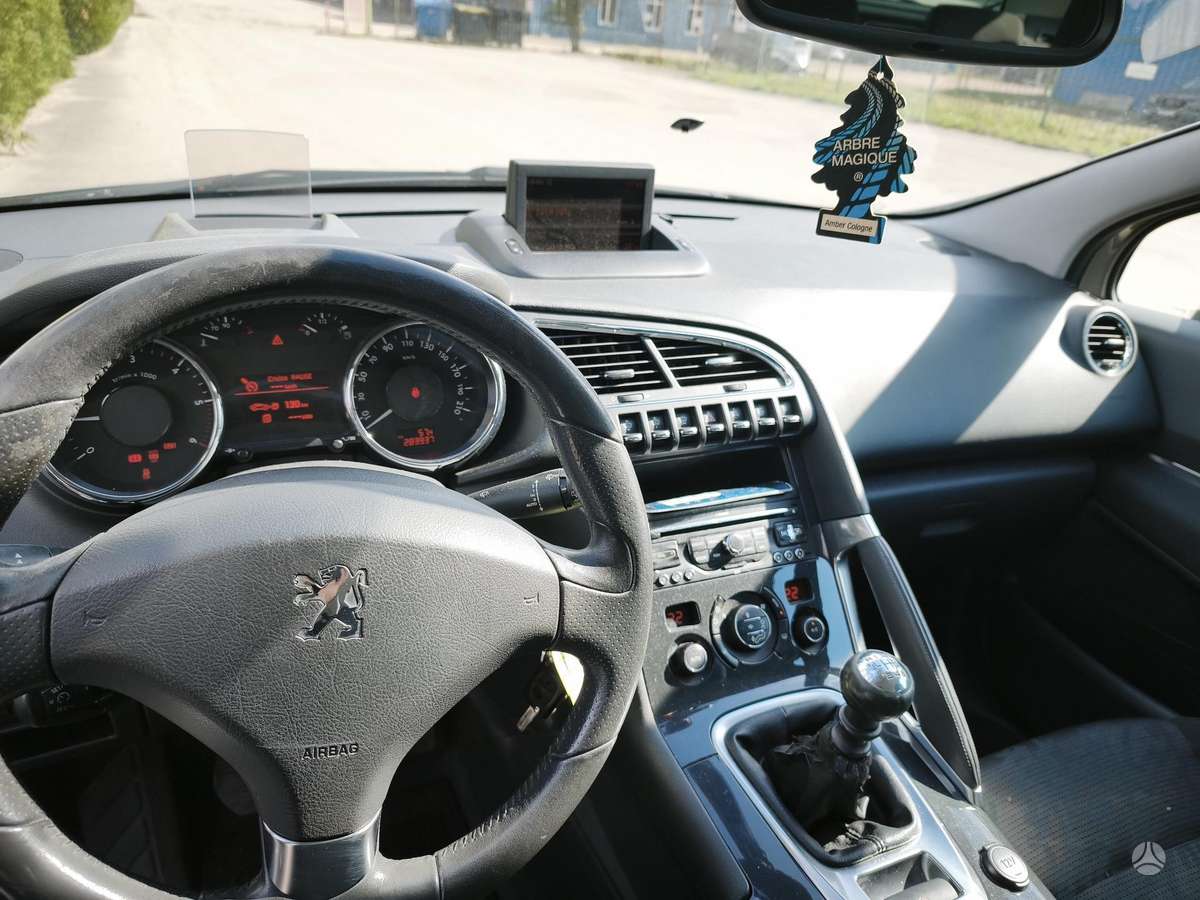 Peugeot 3008 - 5