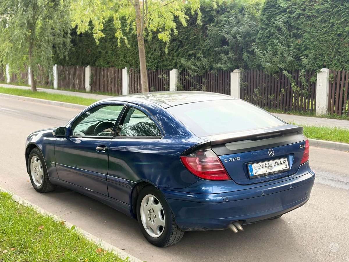 Mercedes-Benz C220 - 6