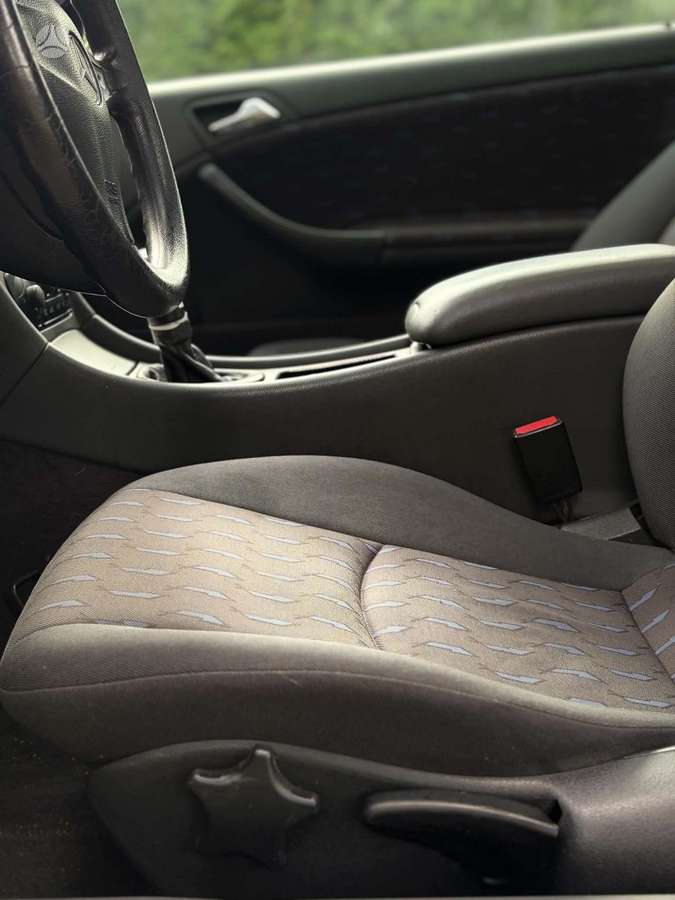 Mercedes-Benz C220 - 8