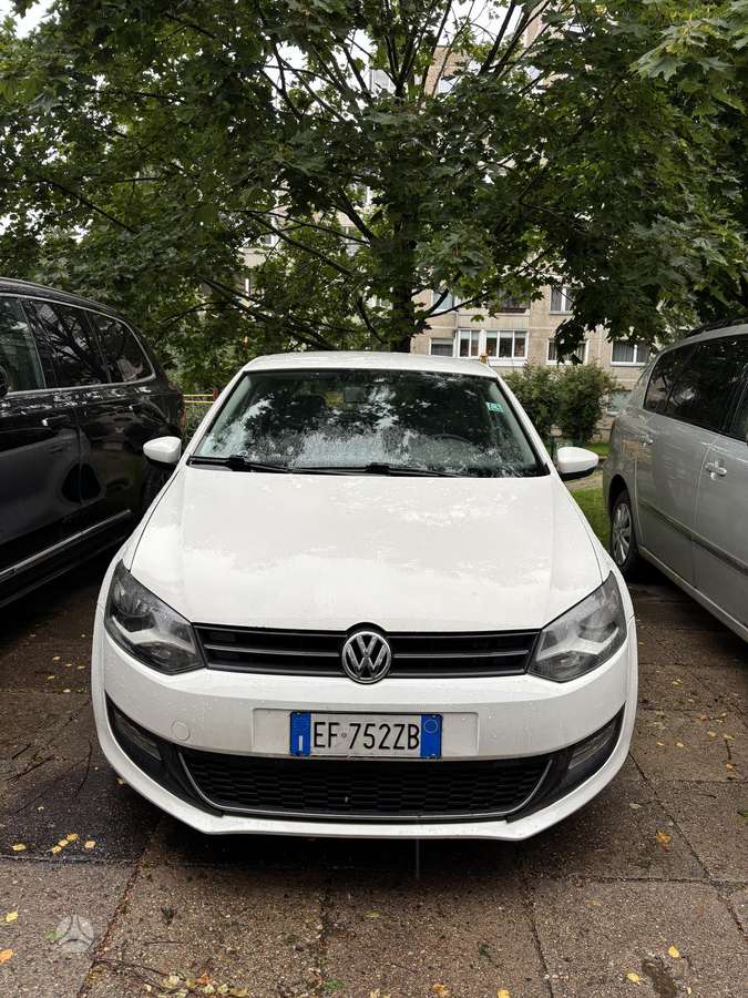 Volkswagen Polo - 1