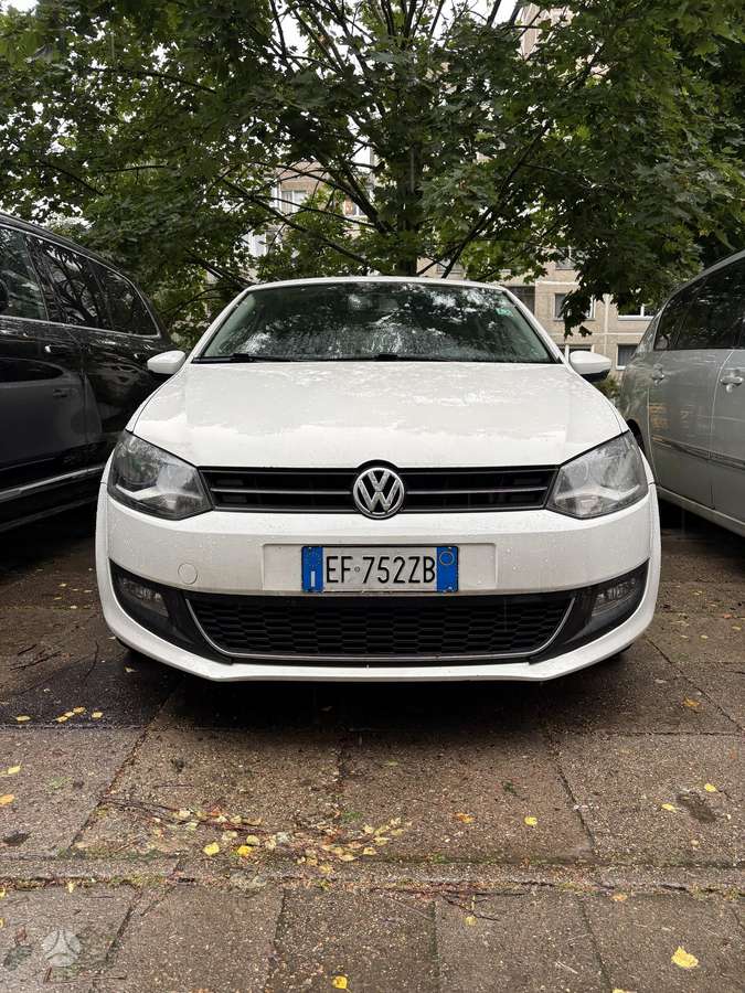 Volkswagen Polo - 2