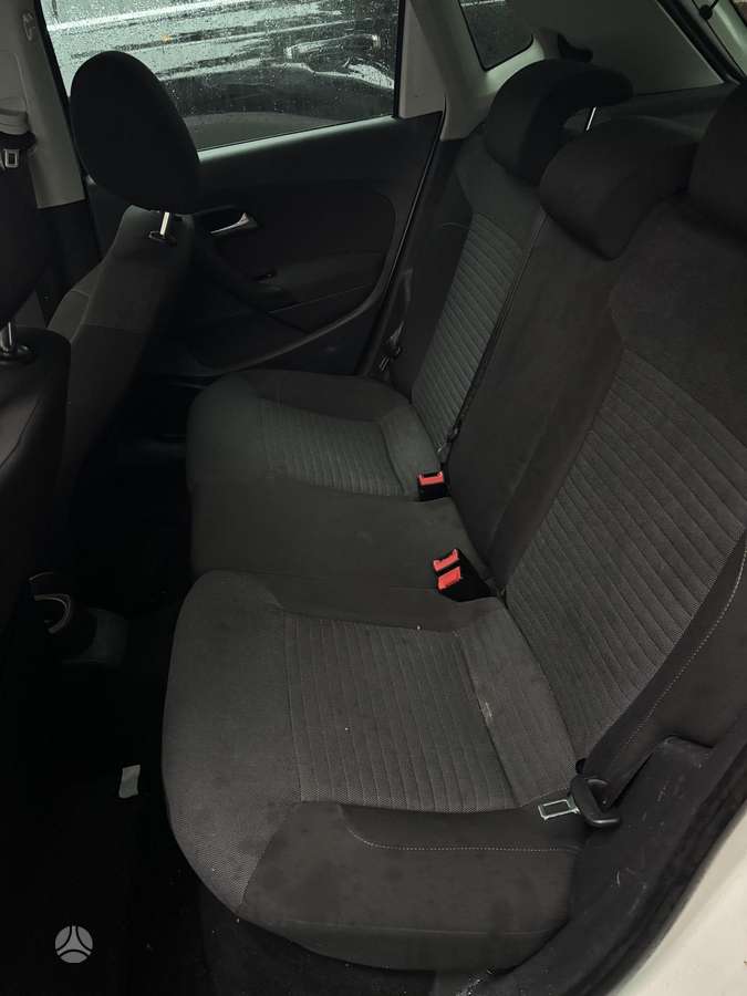 Volkswagen Polo - 8