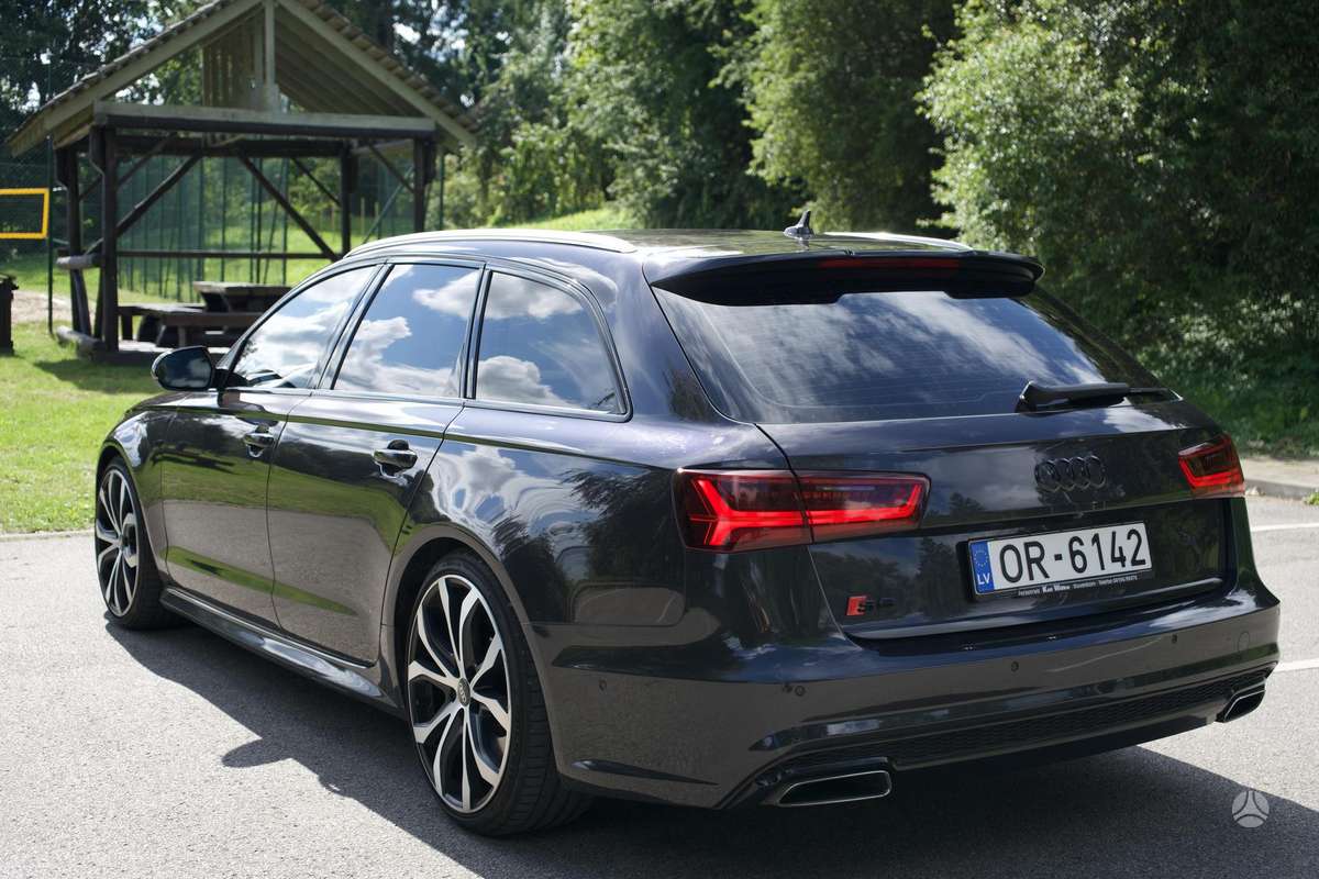 Audi A6 - 4