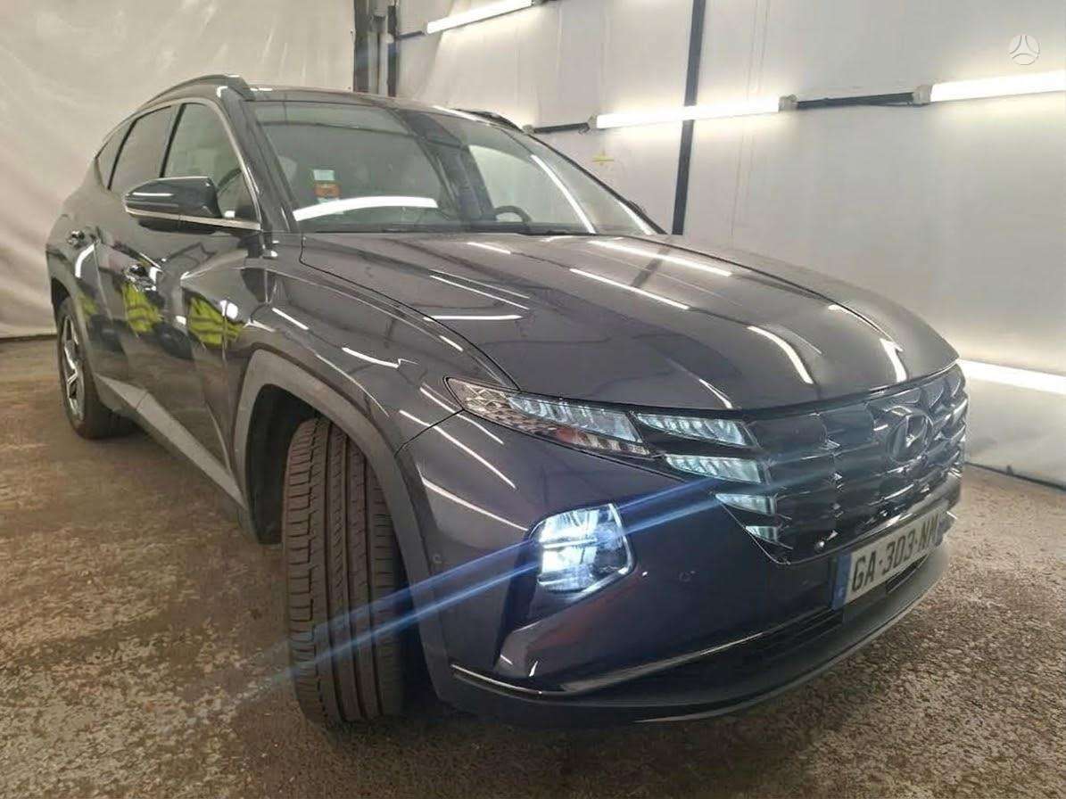 Hyundai Tucson - 2
