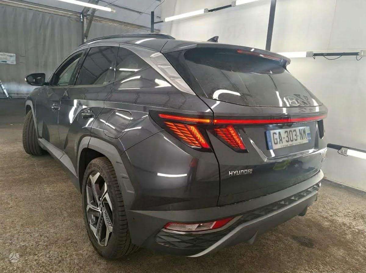 Hyundai Tucson - 4