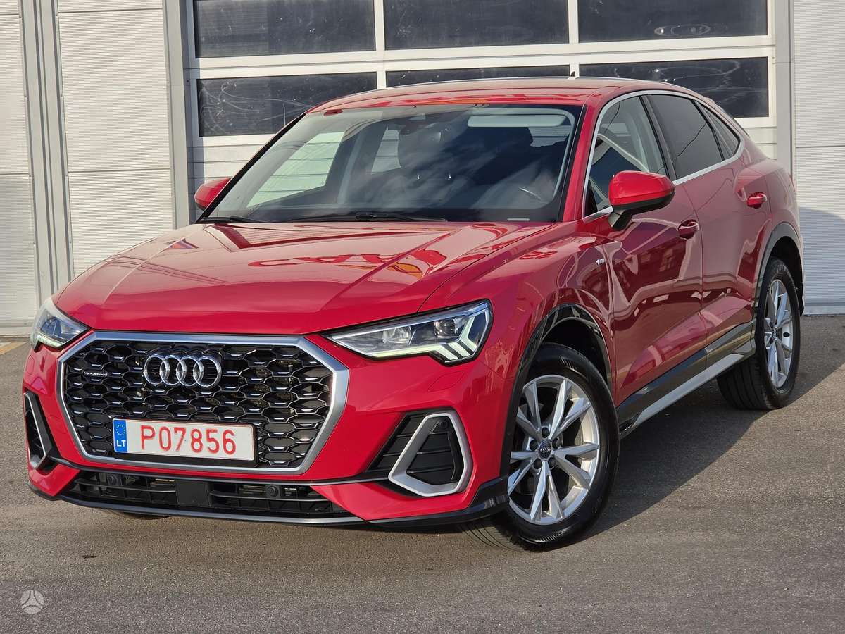 Audi Q3 - 1