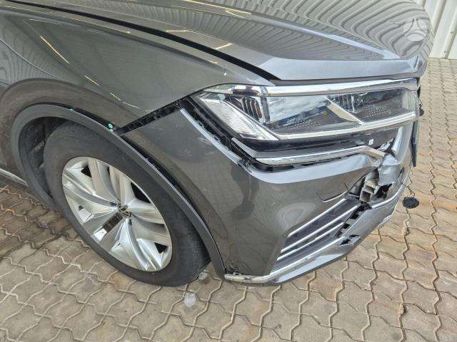 Volkswagen Touareg - 7