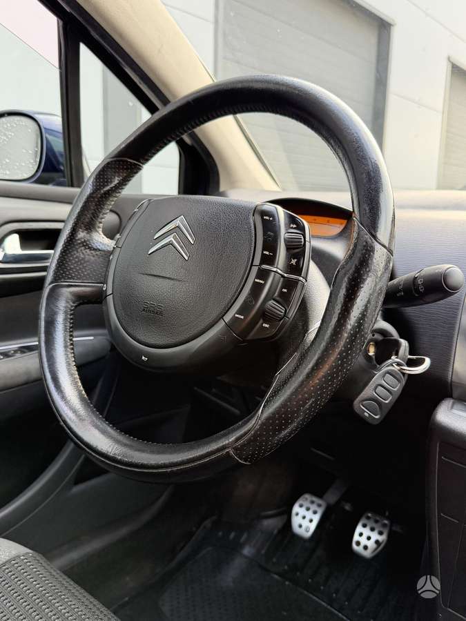 Citroen C4, 2.0 l., coupe