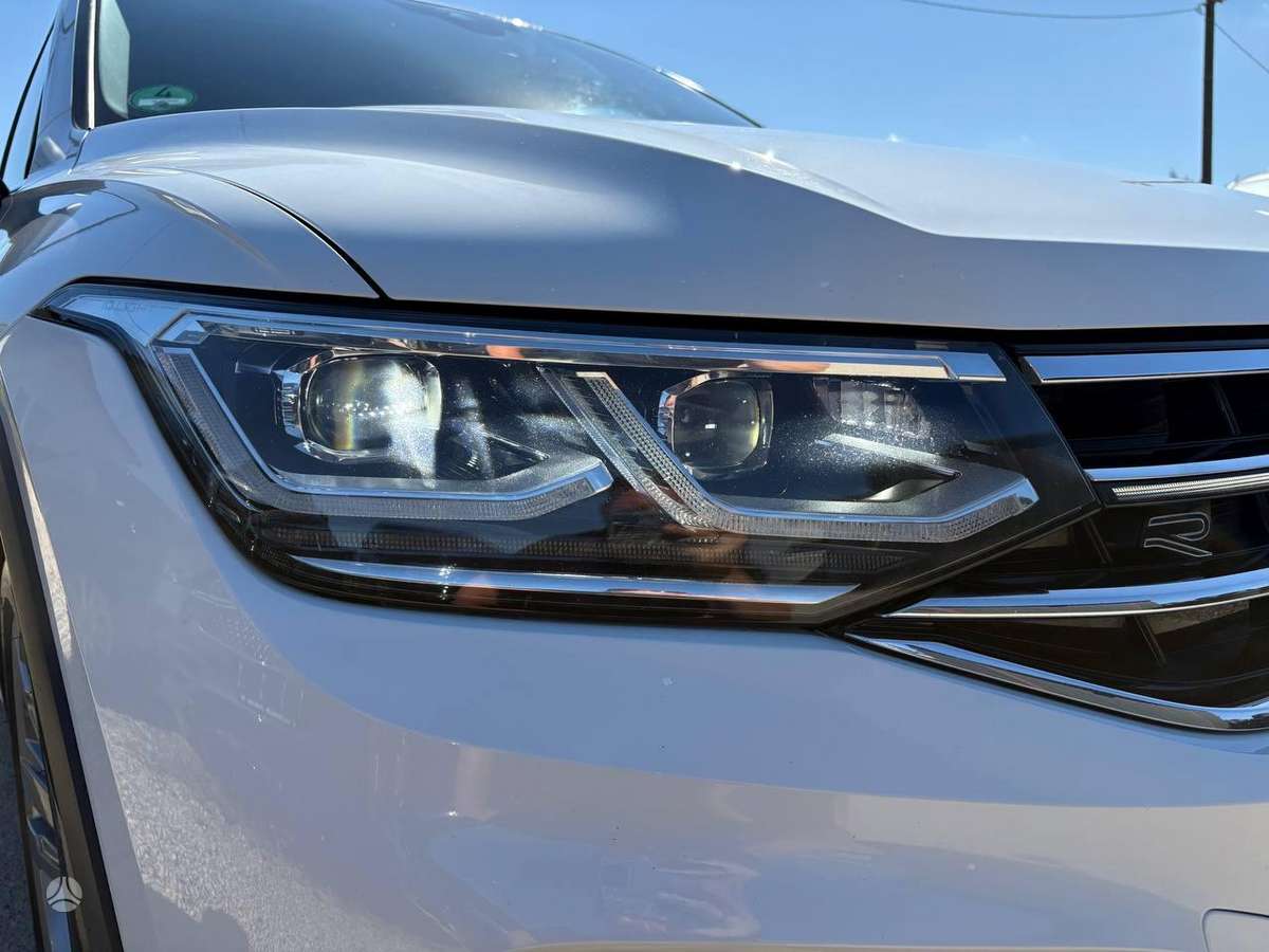 Volkswagen Tiguan Allspace - 3