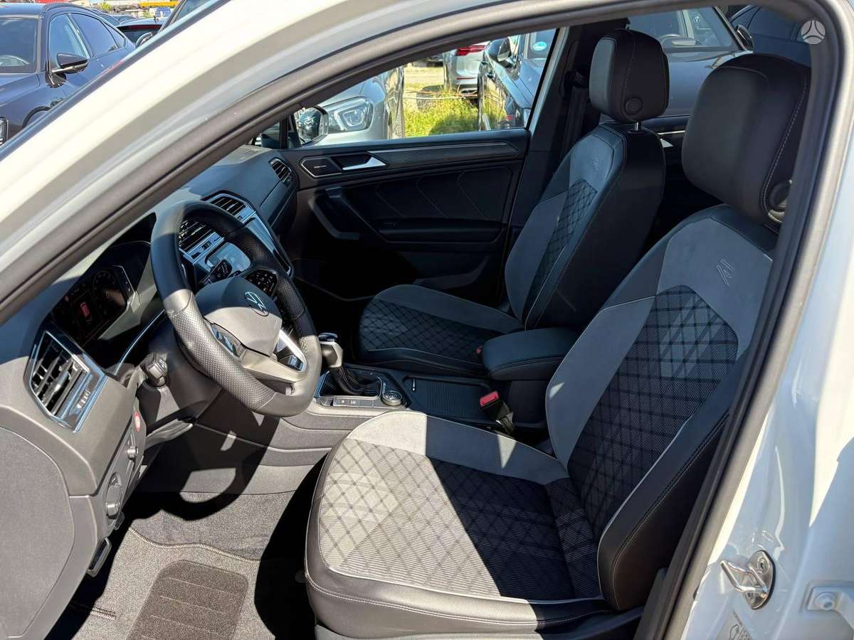 Volkswagen Tiguan Allspace - 12