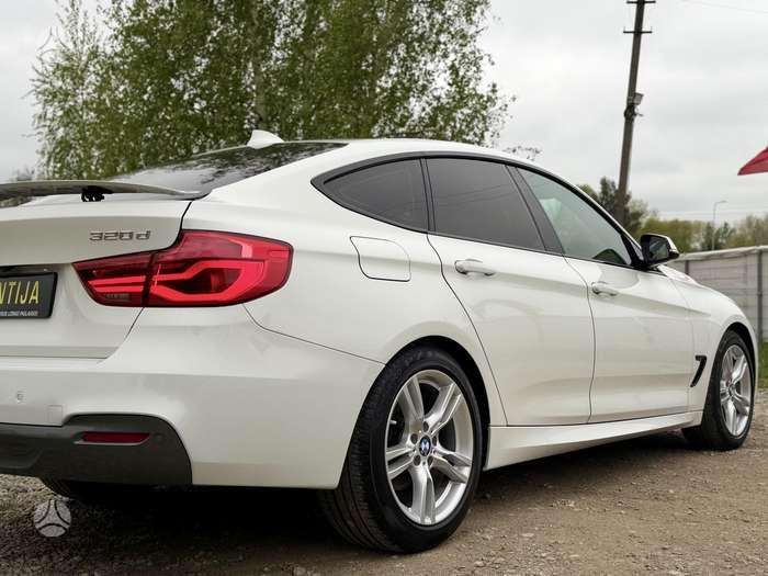 BMW 320 Gran Turismo - 8