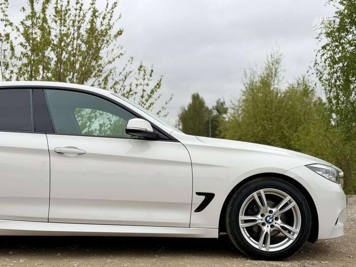 BMW 320 Gran Turismo - 12