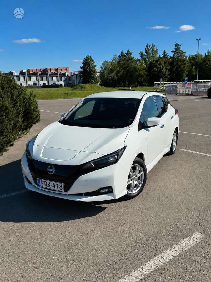 Nissan Leaf - 1
