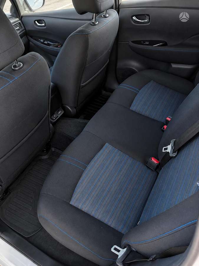 Nissan Leaf - 9