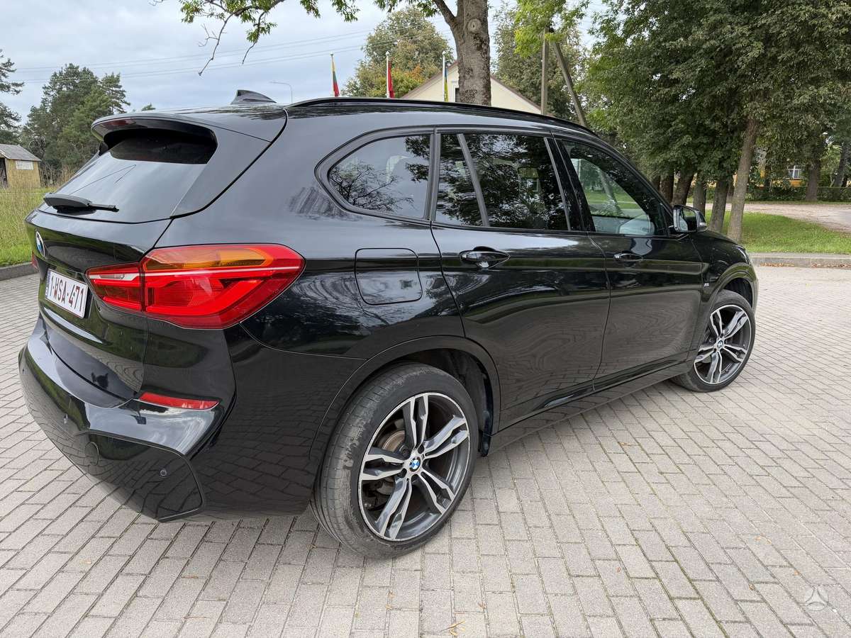 BMW X1, 1.6 l., Минивэн