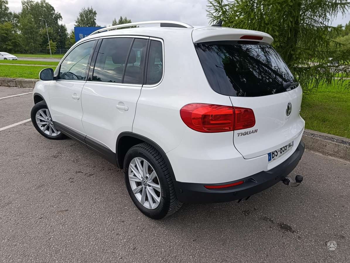 Volkswagen Tiguan - 3