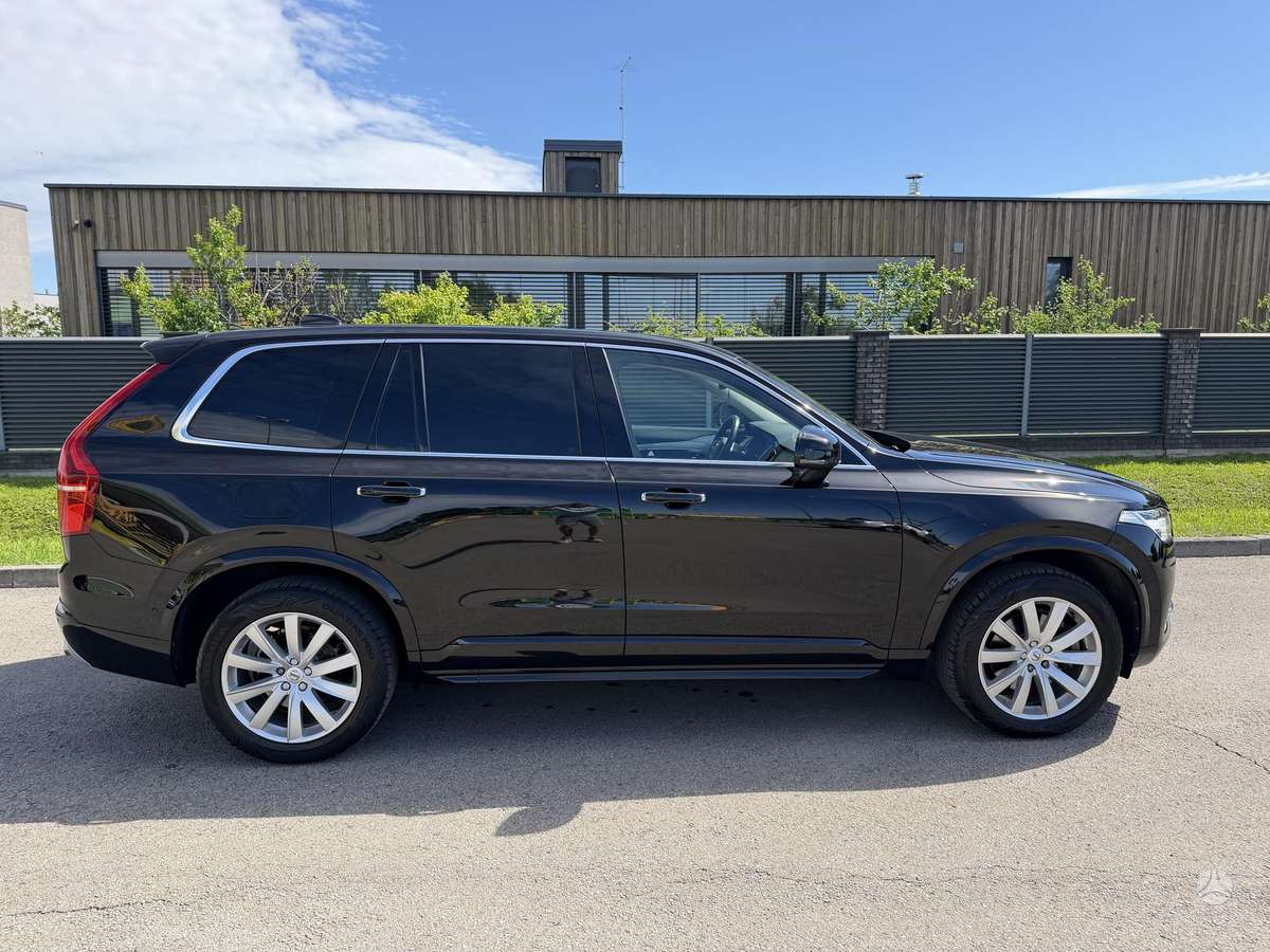 Volvo XC90 - 3