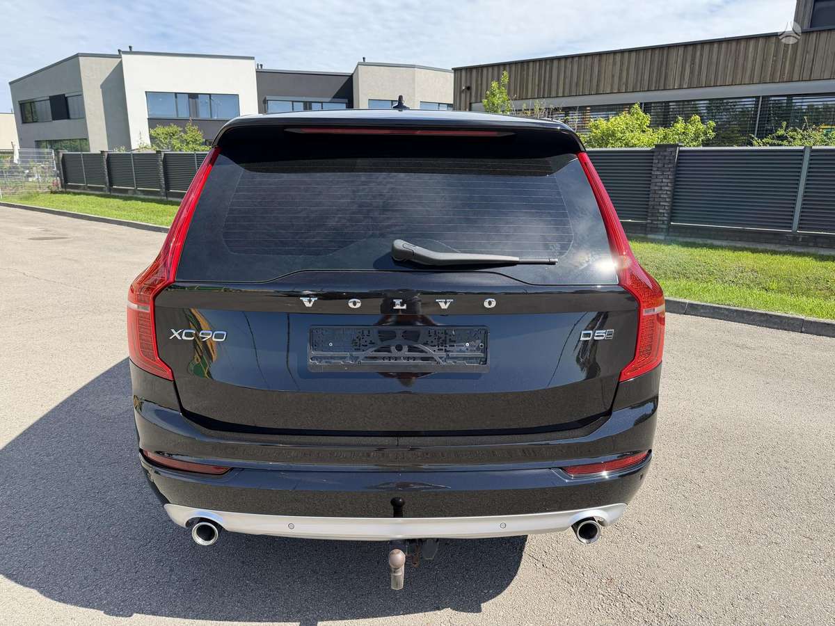 Volvo XC90 - 12