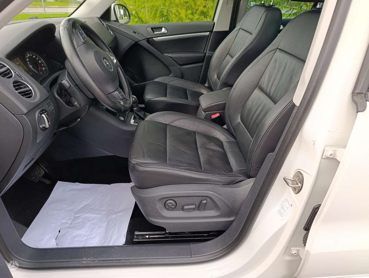 Volkswagen Tiguan - 10