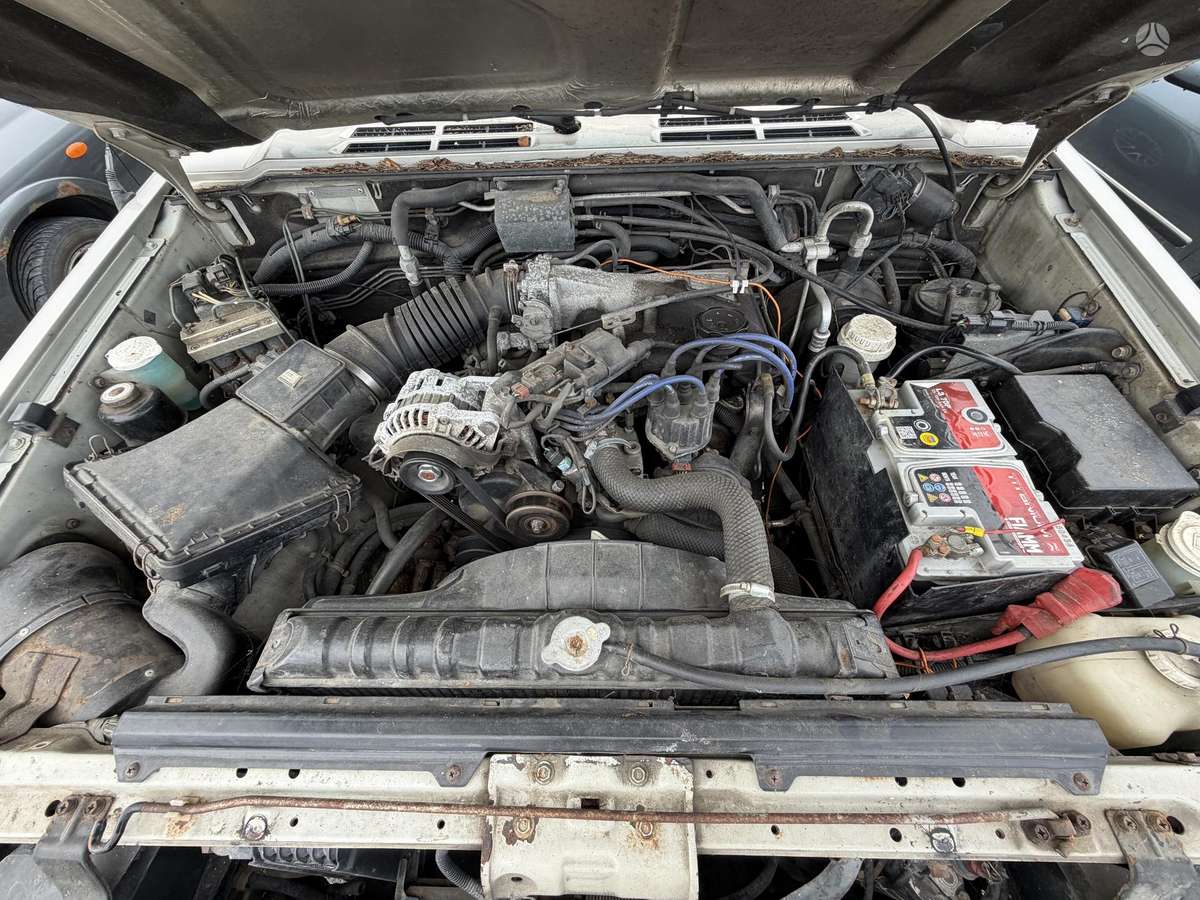 Mitsubishi Pajero - 8