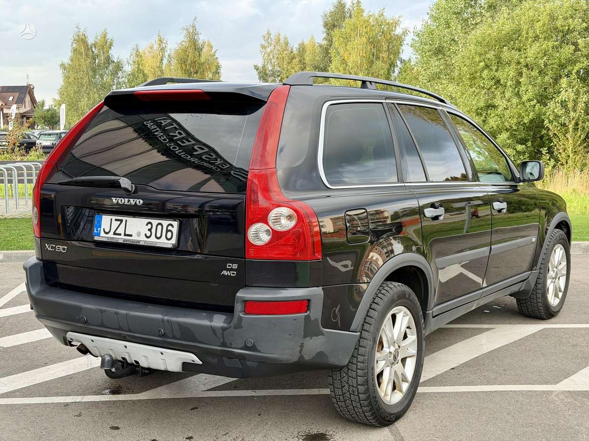 Volvo XC90 - 3