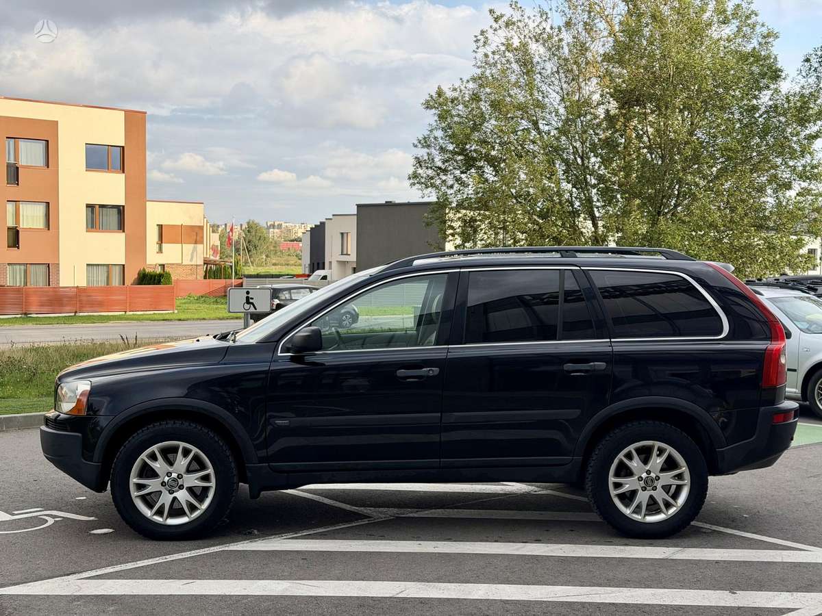 Volvo XC90 - 6