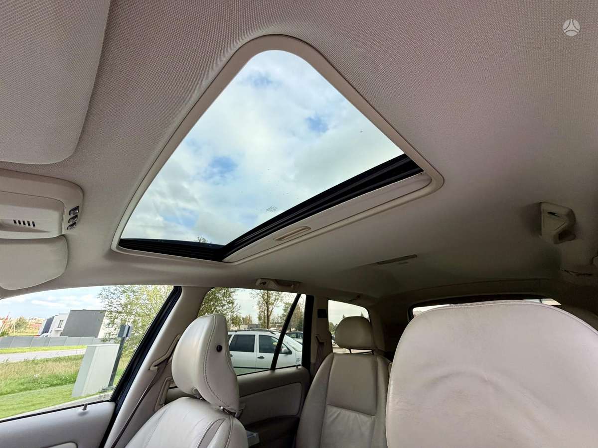 Volvo XC90 - 12