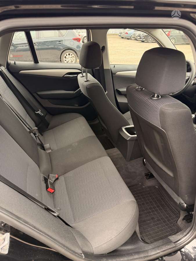 BMW X1 - 8