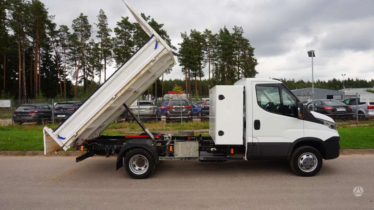 Iveco Daily, 3.0 l., cargo van