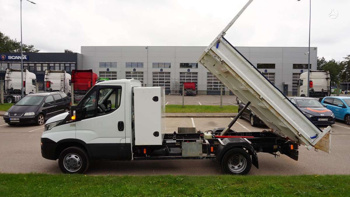 Iveco Daily, 3.0 l., cargo van
