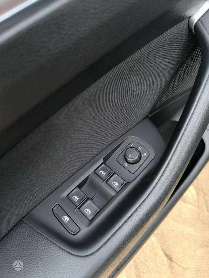 Volkswagen Passat - 8